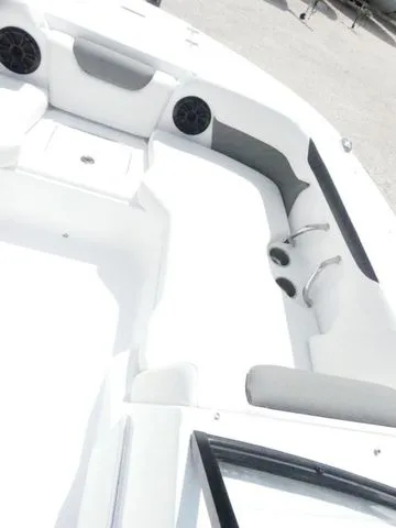 Slide: The Image of Hurricane SunDeck 2050 OB 2025 - 19