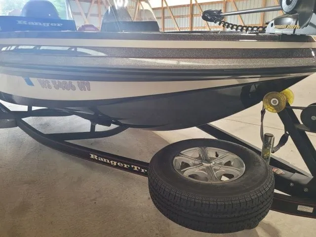 Slide: The Image of Ranger 1760 VS Angler 2012 - 10