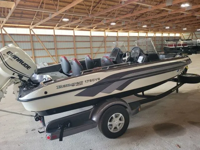 Slide: The Image of Ranger 1760 VS Angler 2012 - 11