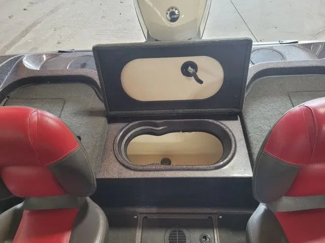 Slide: The Image of Ranger 1760 VS Angler 2012 - 4