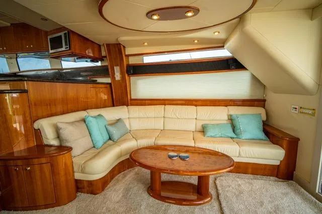 Slide: The Image of Neptunus 62 Flybridge 2005 - 50