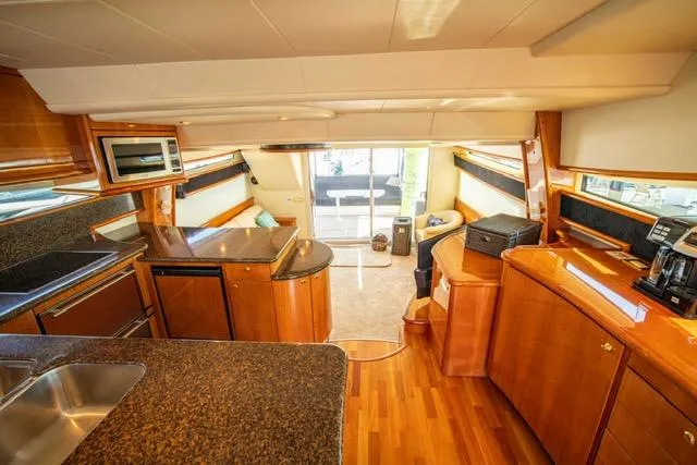 Slide: The Image of Neptunus 62 Flybridge 2005 - 53