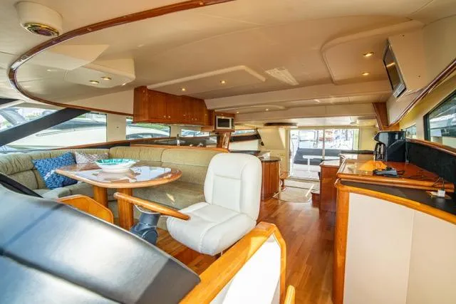 Slide: The Image of Neptunus 62 Flybridge 2005 - 65