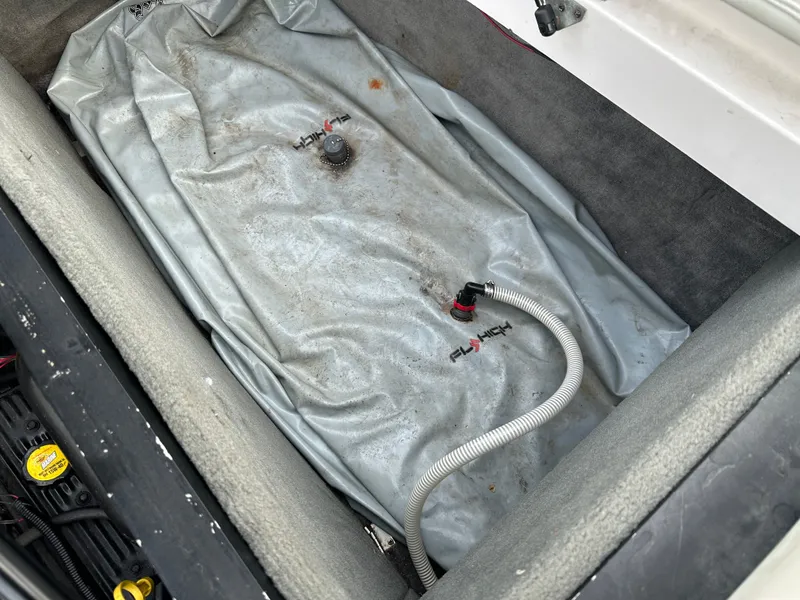 Slide: The Image of Supra 24SSV 2005 - 12