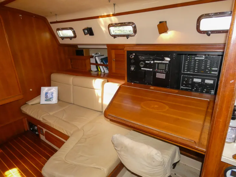 Slide: The Image of Main Salon Starboard - 14