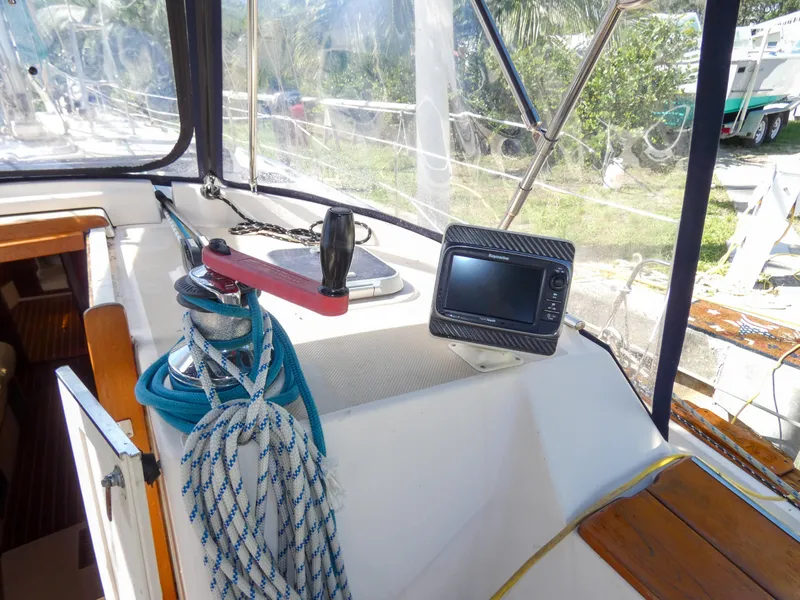 Slide: The Image of Main Halyard Winch and Chart Plotter Repeater - 26