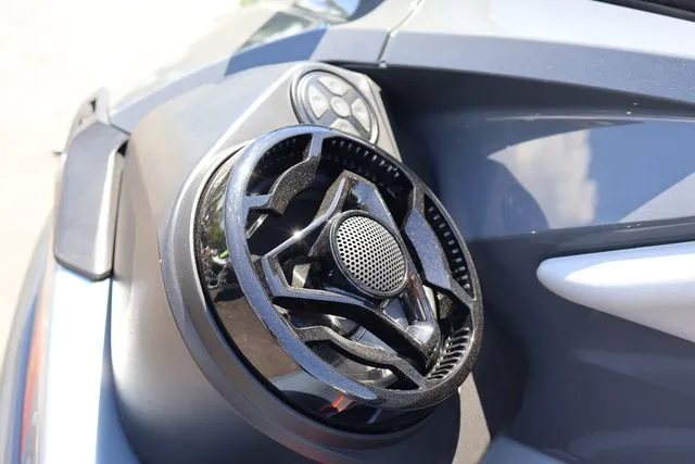 Slide: The Image of Sea-Doo PWC RXT X 325 AUD GY IBR 24 2024 - 14