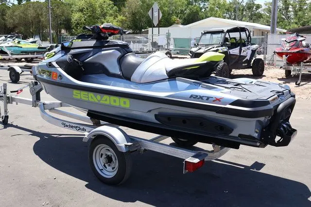 Slide: The Image of Sea-Doo PWC RXT X 325 AUD GY IBR 24 2024 - 3