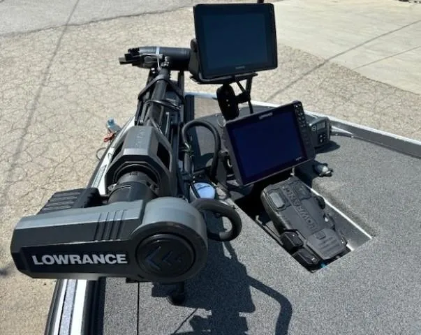 Slide: The Image of 2023 Nitro Z21 XL boat with Lowrance electronics and dual screens on the deck. - 17