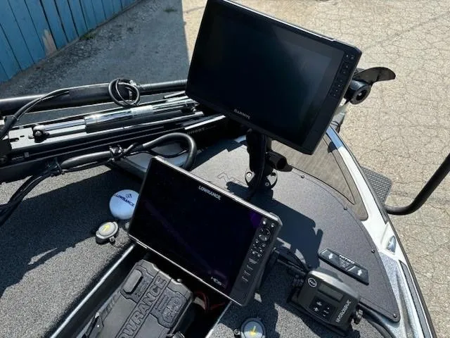 Slide: The Image of 2023 Nitro Z21 XL boat with dual Lowrance fish finders and Garmin display. - 19