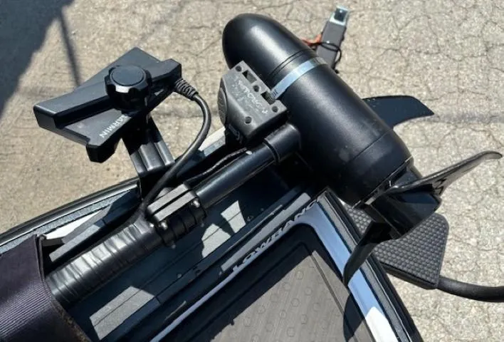 Slide: The Image of 2023 Nitro Z21 XL boat motor with advanced steering mechanism. - 20