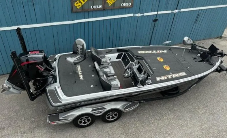 Slide: The Image of 2023 Nitro Z21 XL bass boat with dual consoles and advanced fishing features. - 9