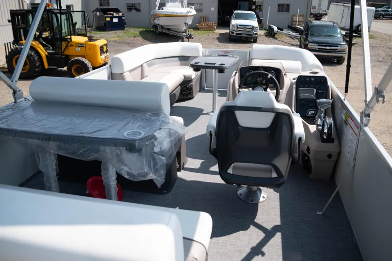 Slide: The Image of Princecraft Vectra 21 RL - 10