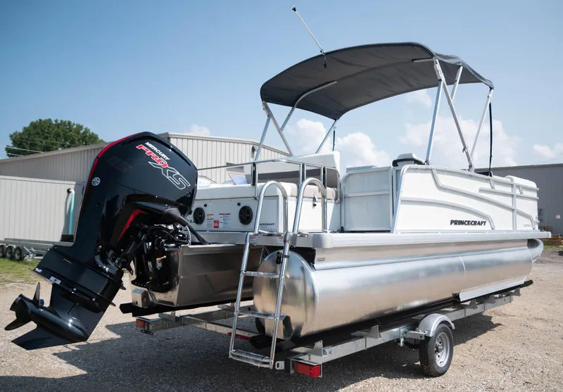 Slide: The Image of Princecraft Vectra 21 RL - 6