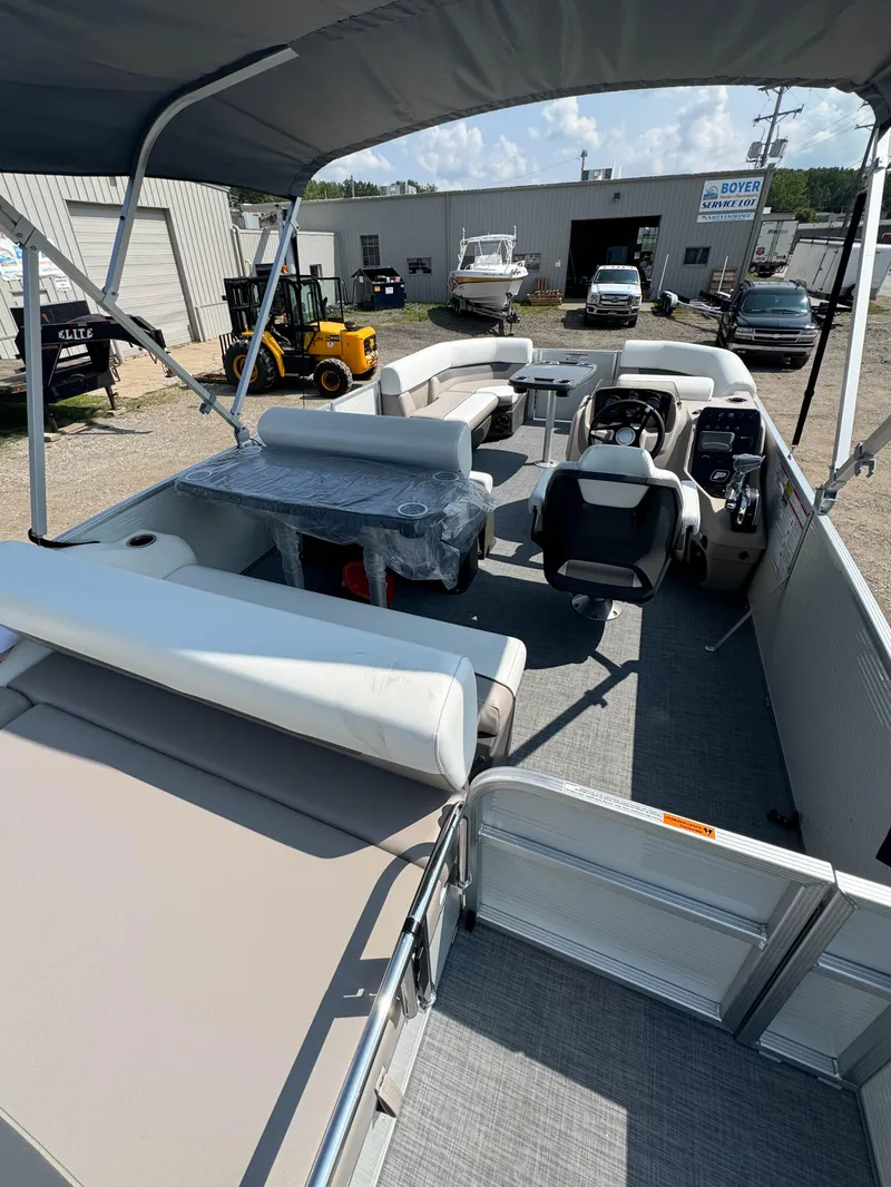 Slide: The Image of Princecraft Vectra 21 RL - 8