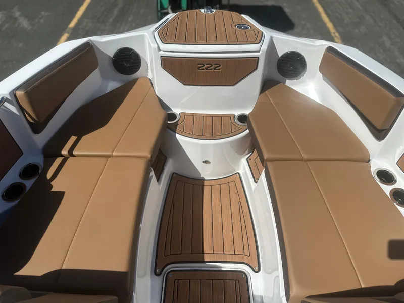 Slide: The Image of 2025 YAMAHA 222SD - 7