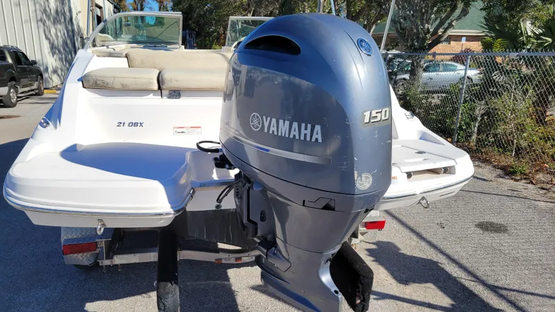 Slide: The Image of 2020 Regal 21 OBX PROJECT boat with Yamaha 150 outboard motor. - 4