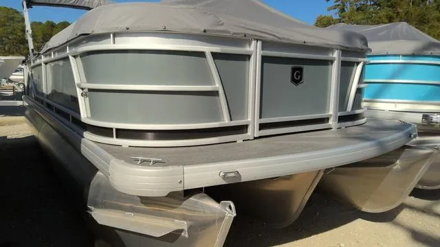 Slide: The Image of 2024 Godfrey Sweetwater 2286 SFL pontoon boat interior layout, top view. - 1