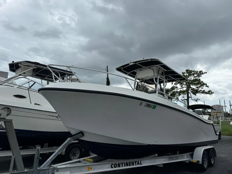 Slide: The Image of Mako 252 Center Console 1999 - 3