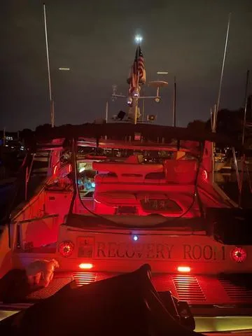 Slide: The Image of Sea Ray 440 Sundancer 1995 - 10