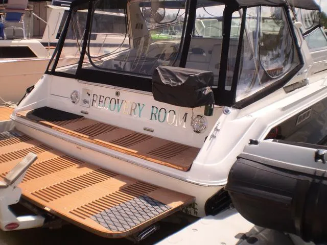 Slide: The Image of Sea Ray 440 Sundancer 1995 - 12