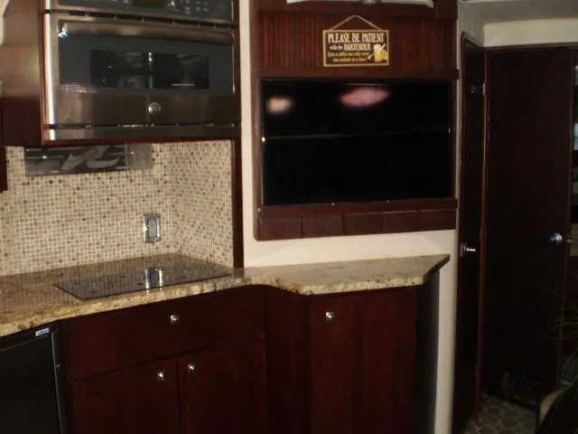 Slide: The Image of Sea Ray 440 Sundancer 1995 - 17