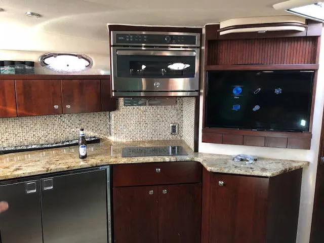 Slide: The Image of Sea Ray 440 Sundancer 1995 - 3