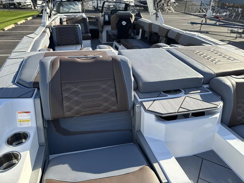 Slide: The Image of Malibu 26 LSV 2025 - 17