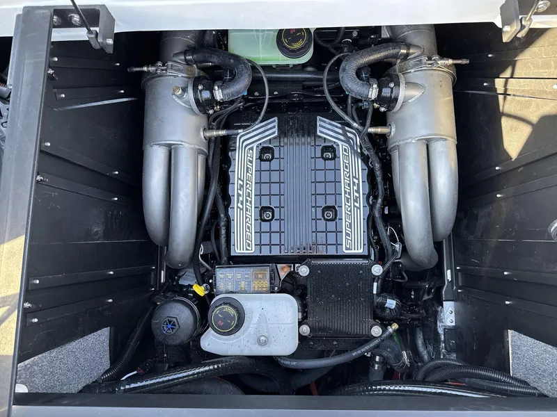 Slide: The Image of Malibu 26 LSV 2025 - 19