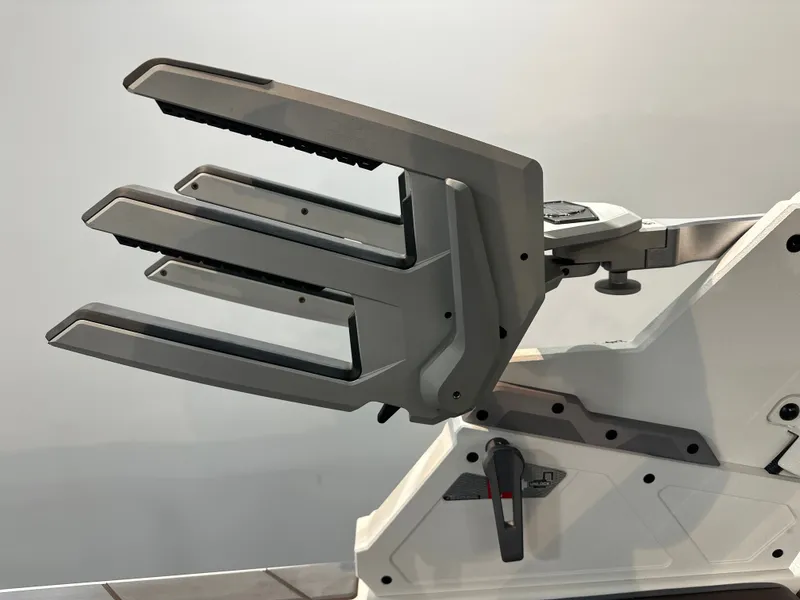 Slide: The Image of Malibu 26 LSV 2025 - 23