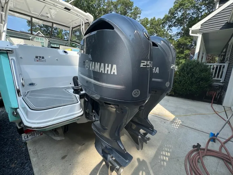Slide: The Image of 2020 Blackfin 272 DC boat with dual Yamaha 250 outboard engines. - 36