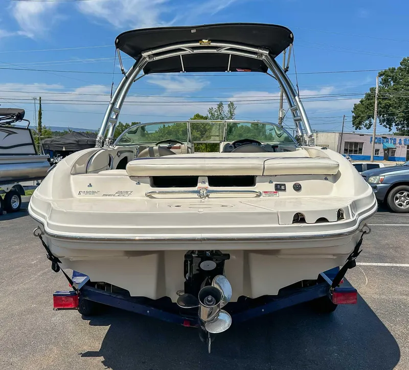 Slide: The Image of Sea Ray 220 Select 2006 - 9
