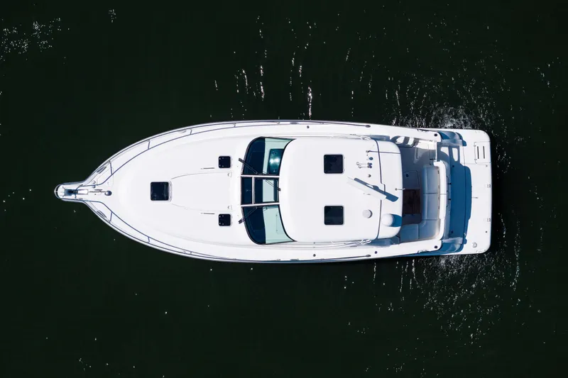 Slide: The Image of Tiara 4300 Sovran 2007 - 16