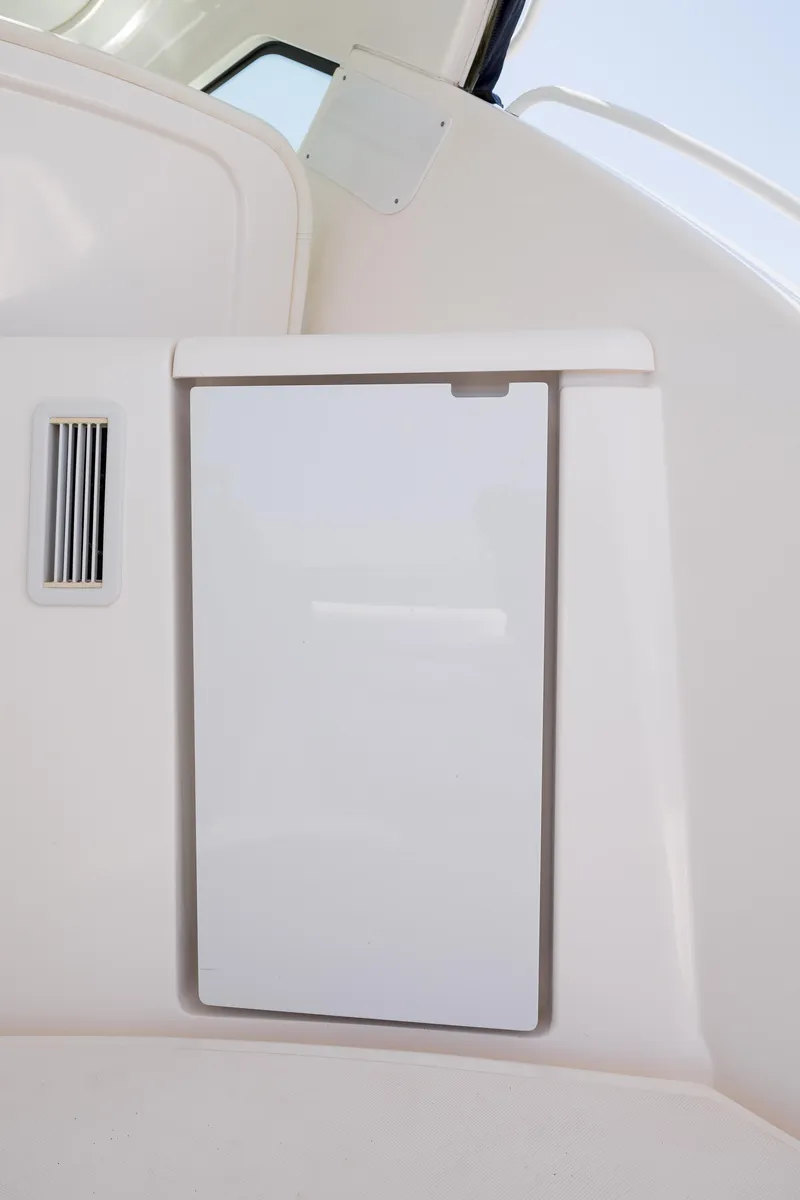 Slide: The Image of Tiara 4300 Sovran 2007 - 25