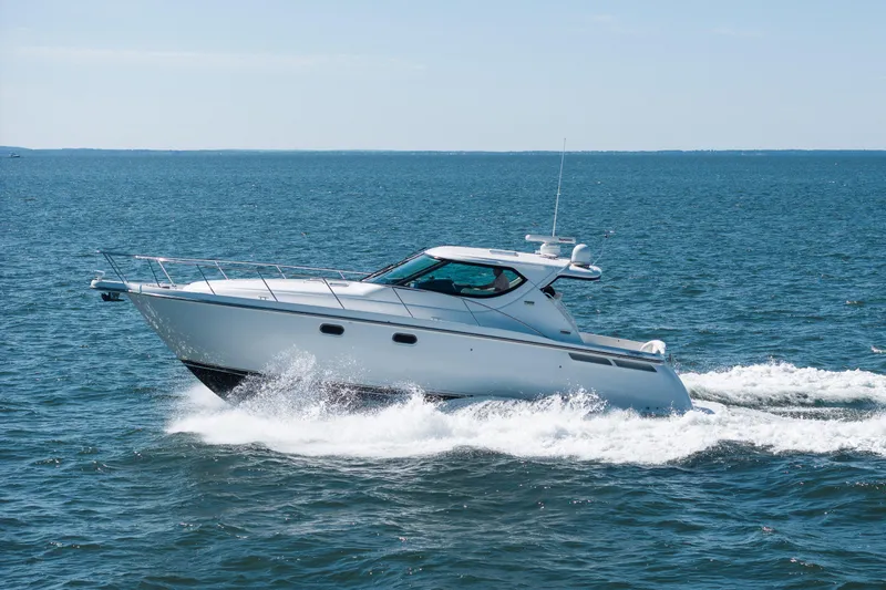 Slide: The Image of Tiara 4300 Sovran 2007 - 4