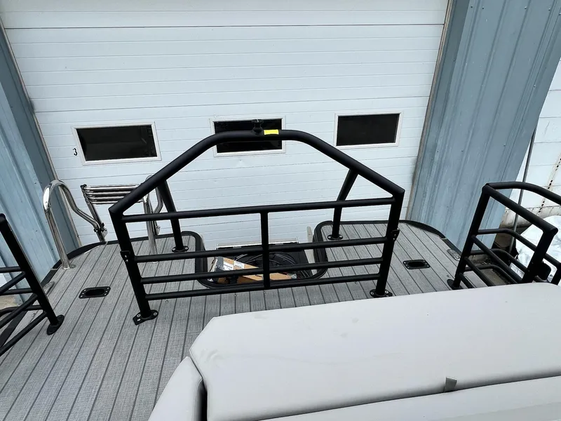 Slide: The Image of Sylvan L3 DLZ Tritoon 2025 - 18