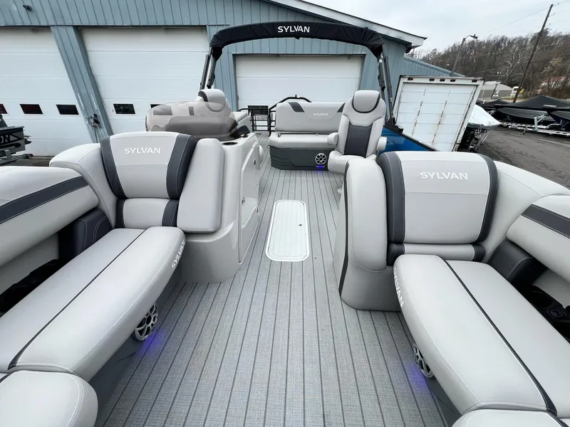 Slide: The Image of Sylvan L3 DLZ Tritoon 2025 - 37