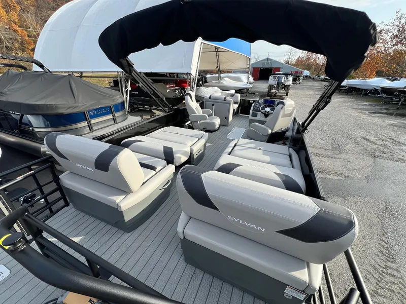 Slide: The Image of Sylvan L3 RLZ Tritoon 2025 - 23