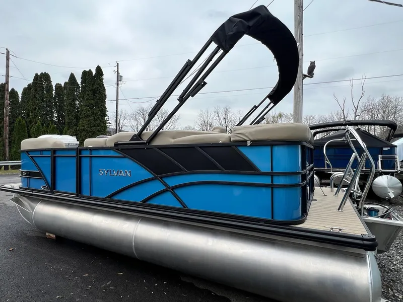 Slide: The Image of Sylvan 8520 Cruise 2025 - 18