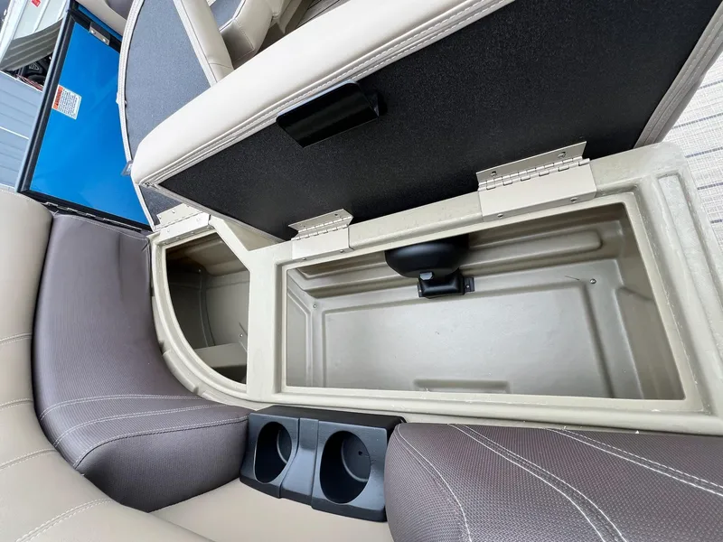 Slide: The Image of Sylvan 8520 Cruise 2025 - 30