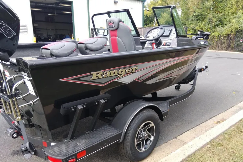 Slide: The Image of Ranger VS1682SC Angler 2024 - 63