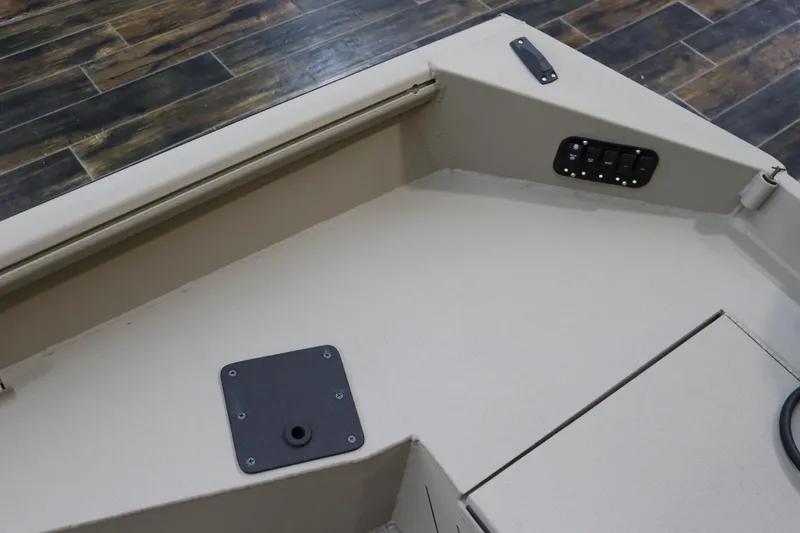 Slide: The Image of Excel 1554 ECLIPSE 2024 - 10