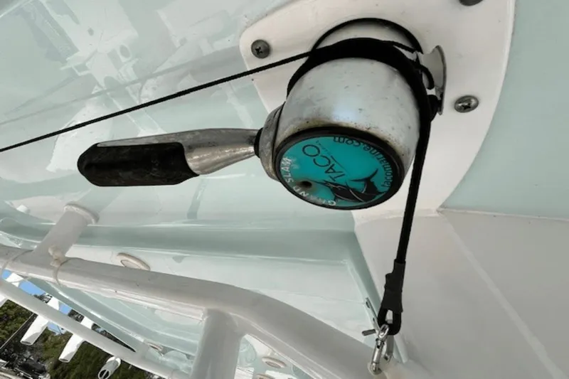 Slide: The Image of Sea Pro 239 CC 2021 - 27