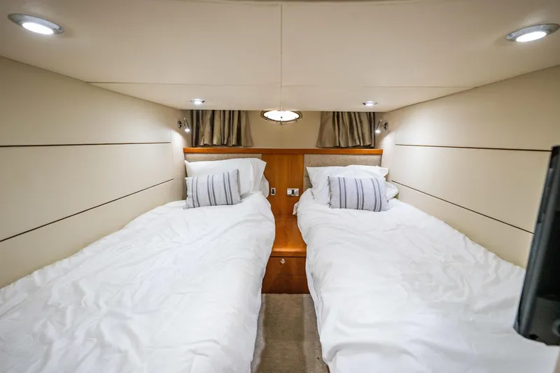 Slide: The Image of Sunseeker 47 Catmandu - Guest Stateroom - 17