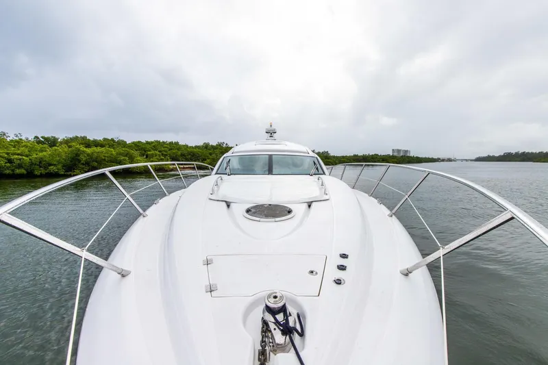 Slide: The Image of Sunseeker 47 Catmandu - Bow/Anchor - 37
