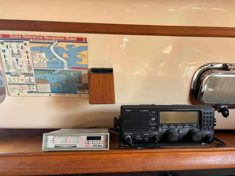 Slide: The Image of Navigation equipment on Island Packet 420 sailboat, year 2001. - 25