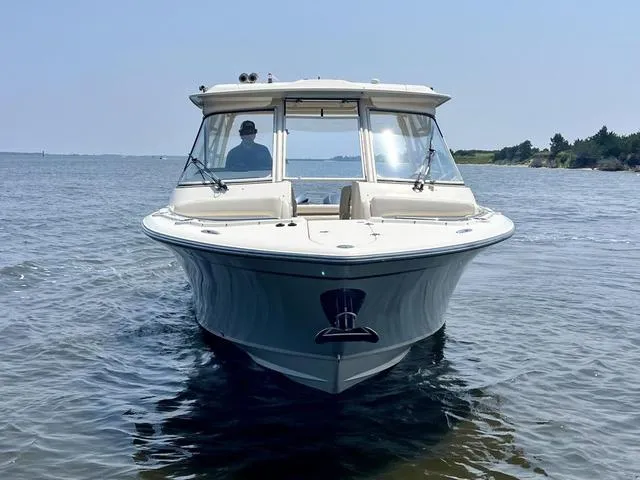 Slide: The Image of Grady-White Freedom 325 2019 - 8