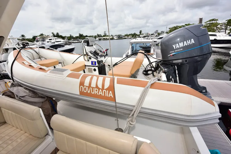 Slide: The Image of Navigator Rival 2004 - 51