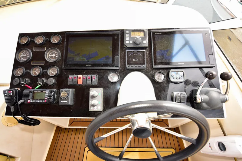 Slide: The Image of Navigator Rival 2004 - 58