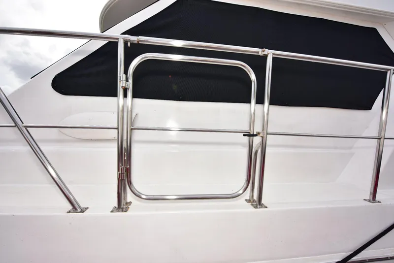 Slide: The Image of Navigator Rival 2004 - 66